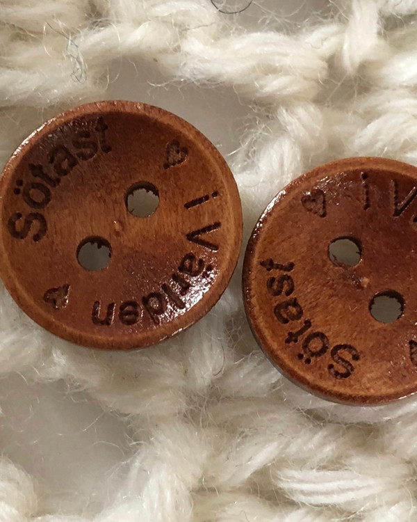 Träknapp Sötast i världen 15 mm