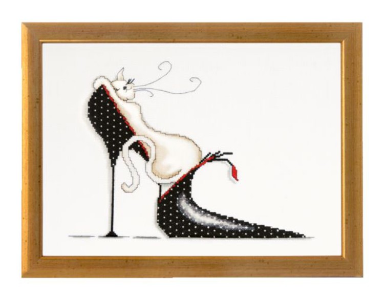 Bild High Heels mit Pünktchenmuster