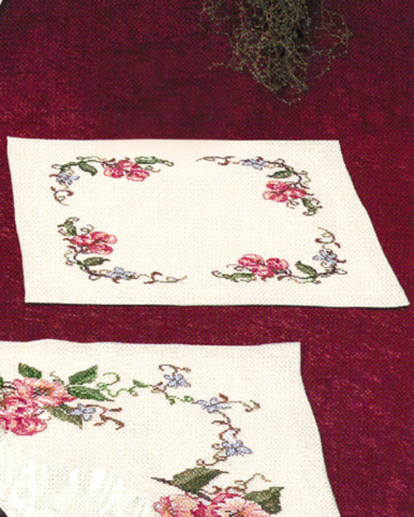 Broderikit Duk Vilda Rosor