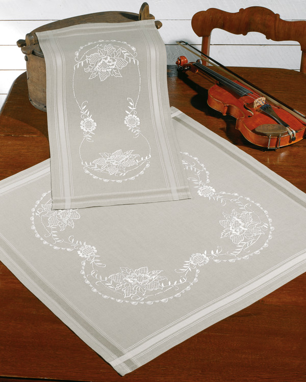 Stickpackung Mitteldecke Elegant