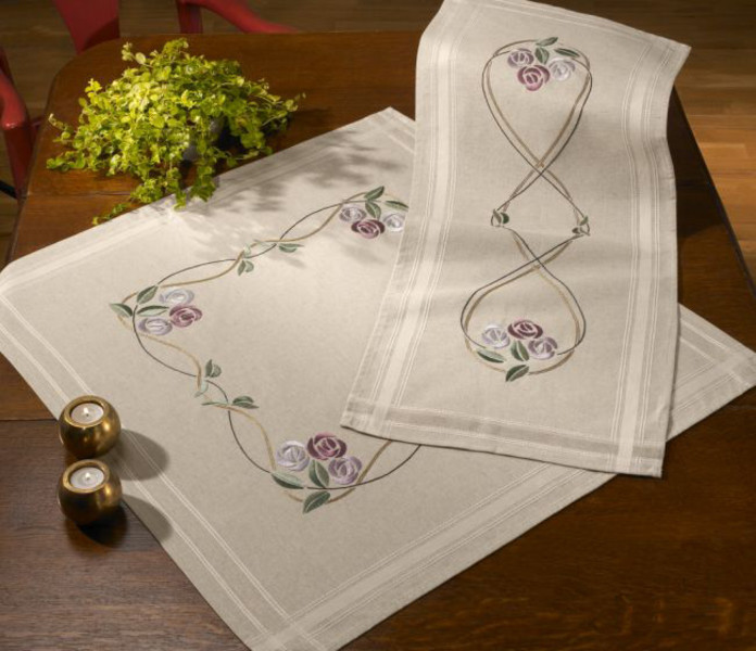 Broderikit Duk Jugendrosor
