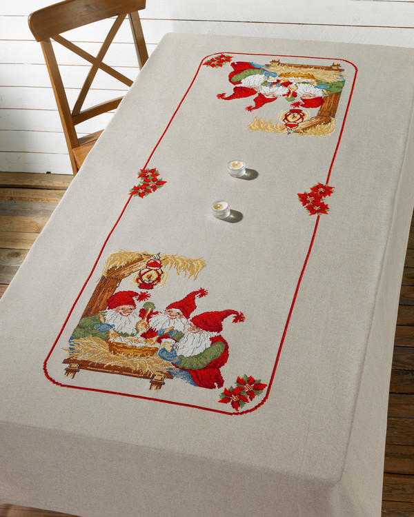Broderikit Middagsduk I stallet