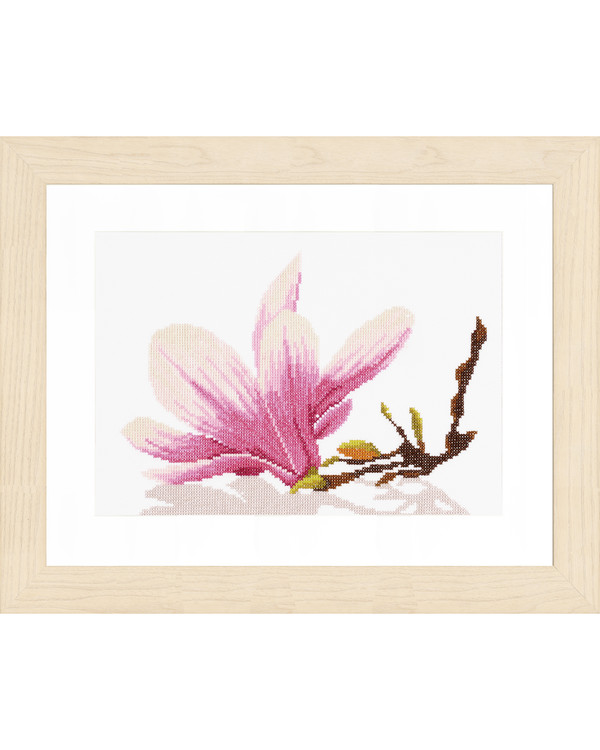 Broderikit Magnolia twig with flower